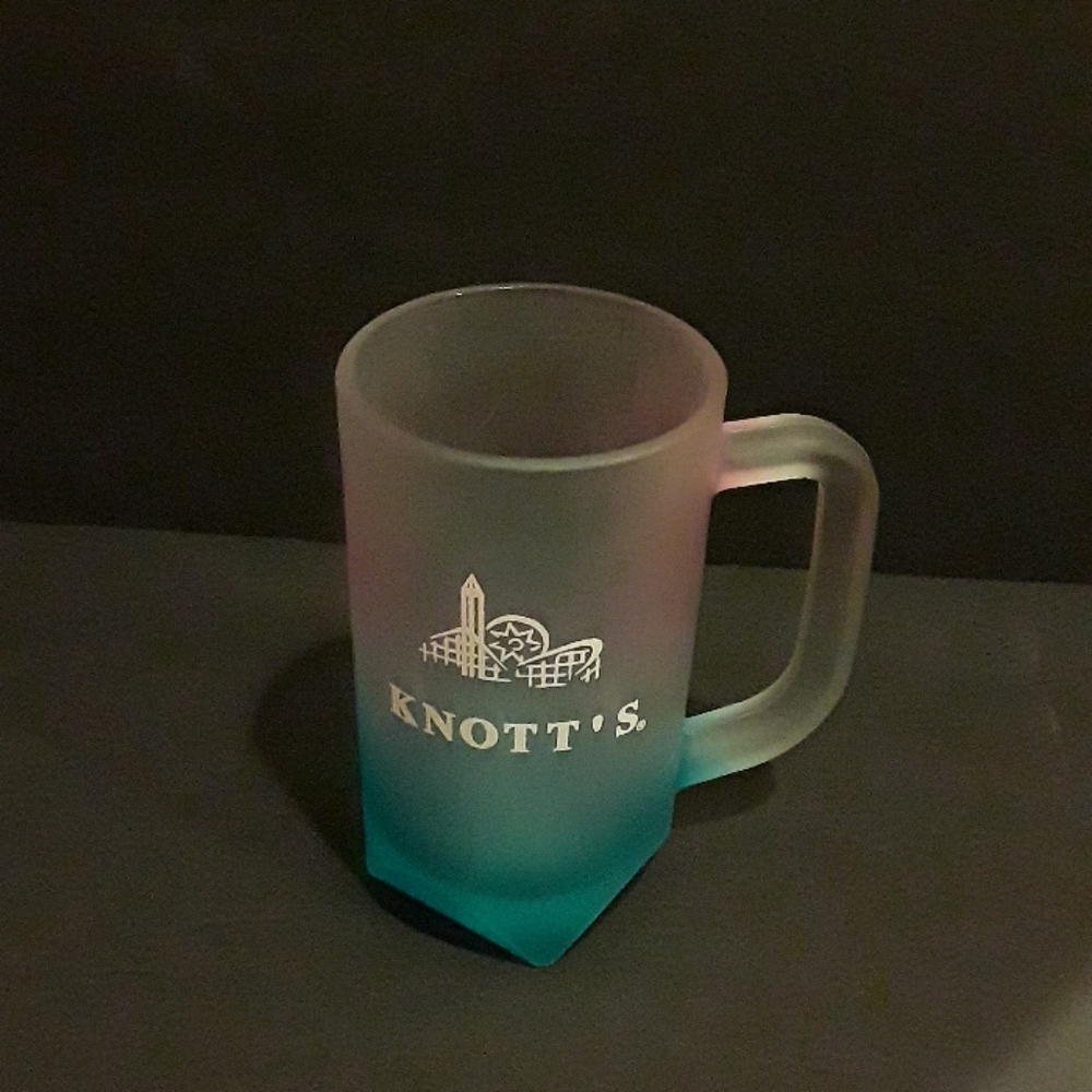 VTG KNOTT'S BERRY FARM BLUE PINK CLEAR GLASS MUG